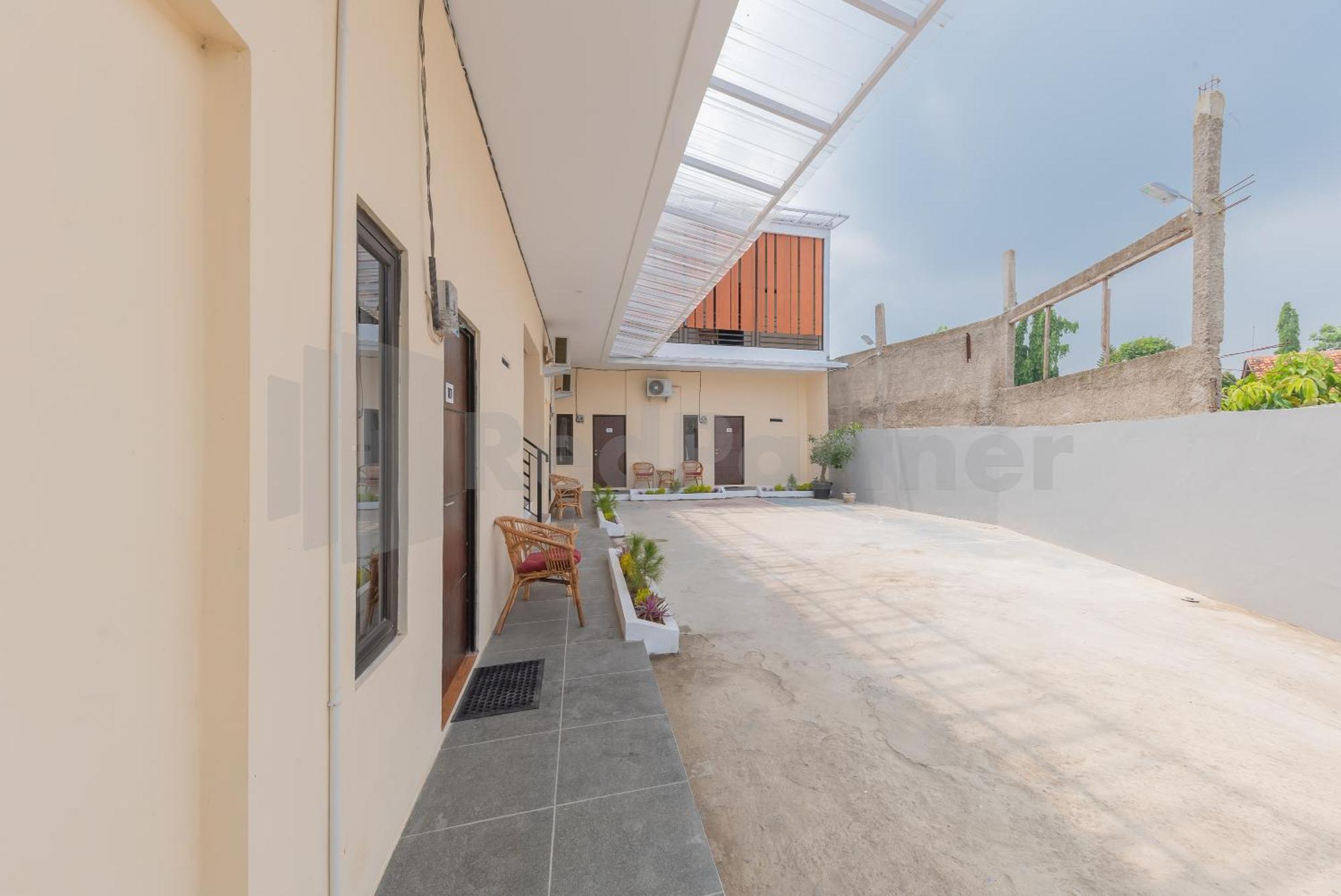 Rumah Panda Guesthouse Redpartner Tangkil  Exterior photo